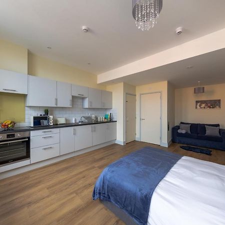 Hereford City Centre - Apartment 7, Isabella House - Modern Apartment In The Heart Of The City - Sleeps 2 Guests - Hosted By Rentmyhouse Exterior foto
