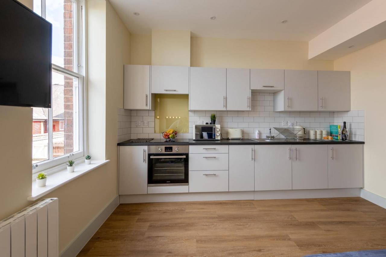 Hereford City Centre - Apartment 7, Isabella House - Modern Apartment In The Heart Of The City - Sleeps 2 Guests - Hosted By Rentmyhouse Exterior foto